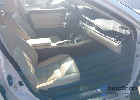 2016 Lexus Es 350 z USA, uszkodzony, nr VIN JTHBK1GG3G2235419